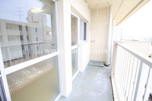 ユウネクスト小松のバルコニー