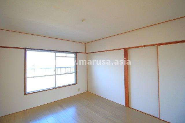 ユウネクスト小松の居間・リビング