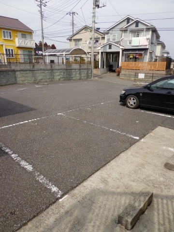 【駐車場】
