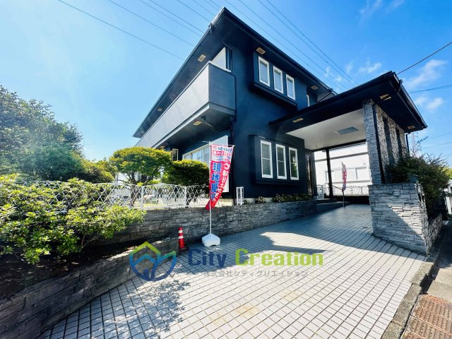 鎌倉市寺分　大型二世帯住宅の外観