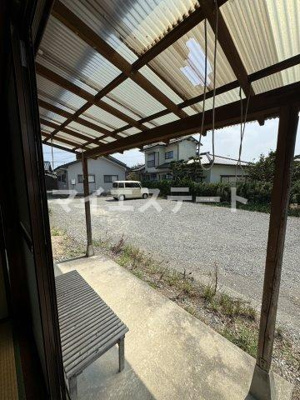 【庭】 | 吉村貸家