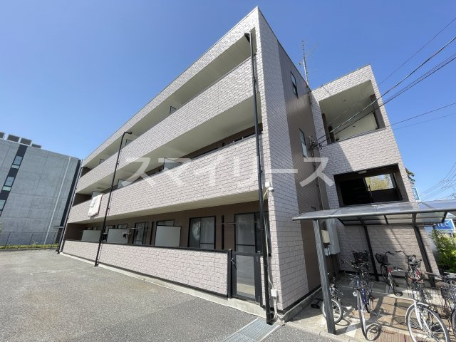 アンプルールフェール柏の外観