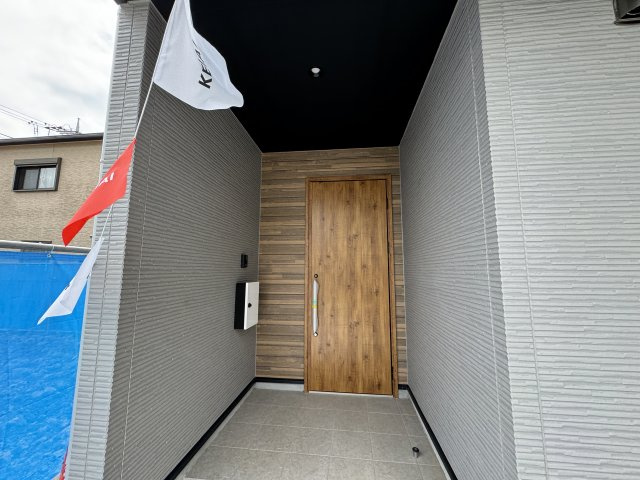 柏市十余二新築戸建（十余二４期）のエントランス|エントランス・玄関ポーチ