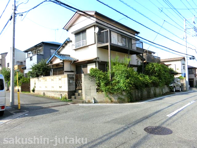 検見川町３丁目　売地の外観|検見川町３丁目　売地　東南×南西角地　丁度いい約33坪　古家あり　建築条件なし
