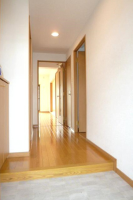 【玄関】 | ステラコート弐番館 | 明るい玄関です