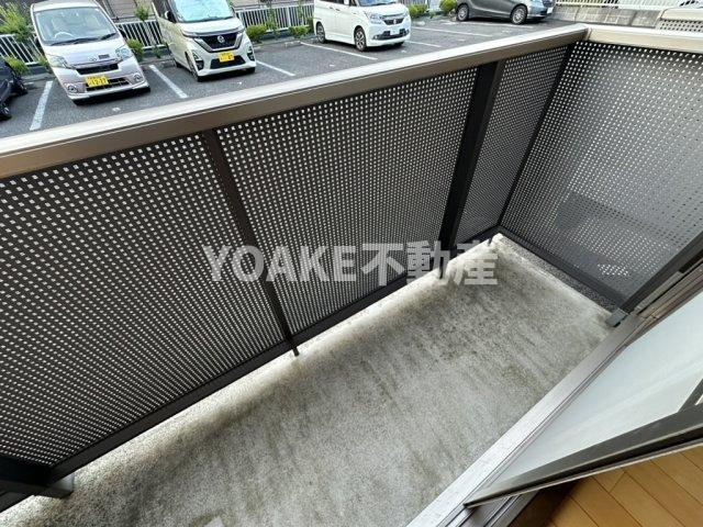 海老名市柏ケ谷のアパートのバルコニー