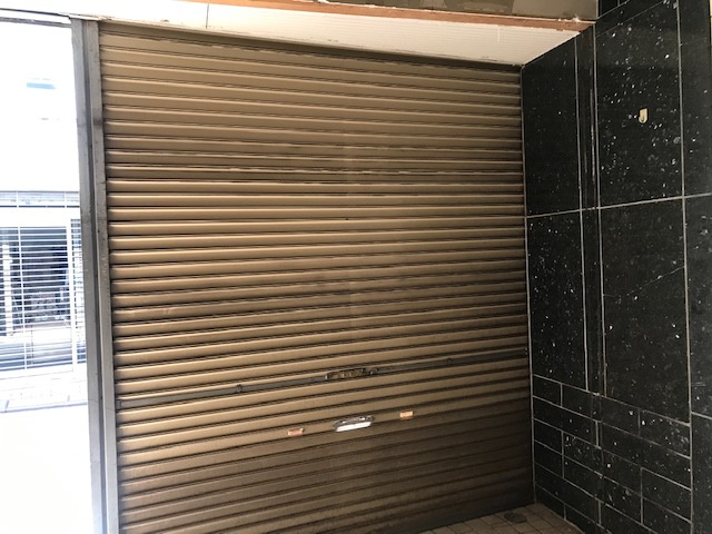 世田谷区松原１丁目の店舗一部