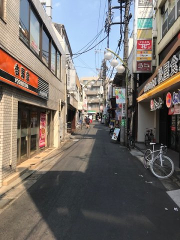 世田谷区松原１丁目の店舗一部