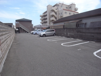 【駐車場】 | ユマリアコート | 駐車場