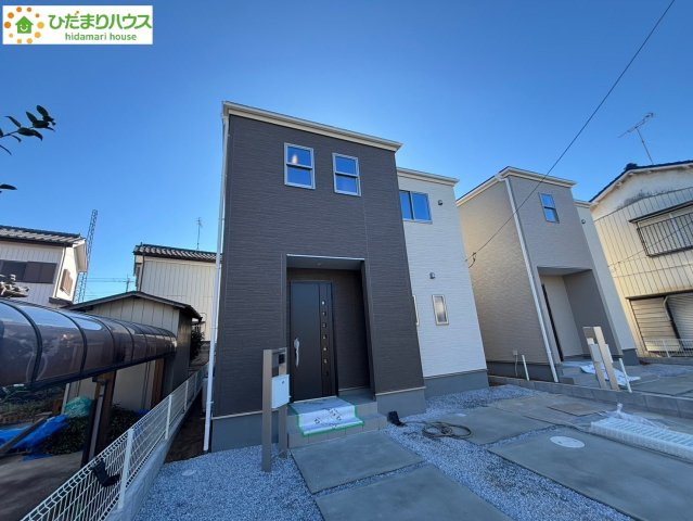 蓮田市閏戸　第4　新築一戸建て　リーブルガーデン　01の外観