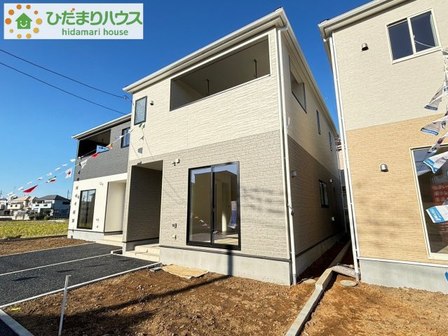 鴻巣市松原　第10　新築一戸建て　クレイドルガーデン　02の外観|コンビニやスーパーまで徒歩10分以内で便利です！