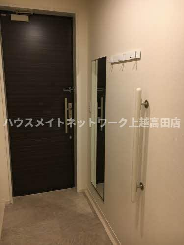 マストテラス上越春日野 Ｂの玄関|玄関