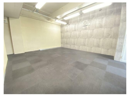 大宮はつみ館1階のロビー