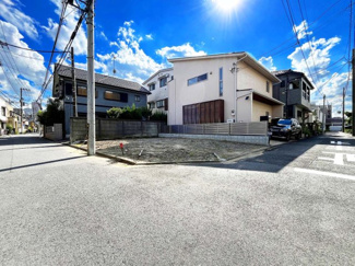 【前面道路含む現地写真】