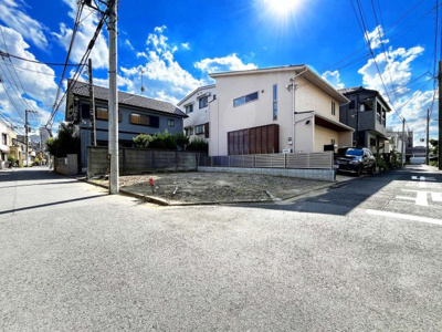 【前面道路含む現地写真】