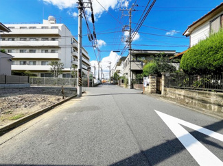 【前面道路含む現地写真】