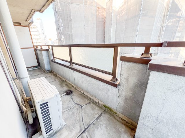 ミタカホーム８番のバルコニー