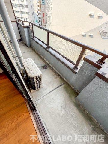 ミタカホーム８番のバルコニー