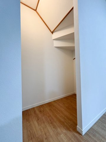 三郷市　早稲田6丁目　中古戸建の収納|ちょっとした収納スペースも充実しています