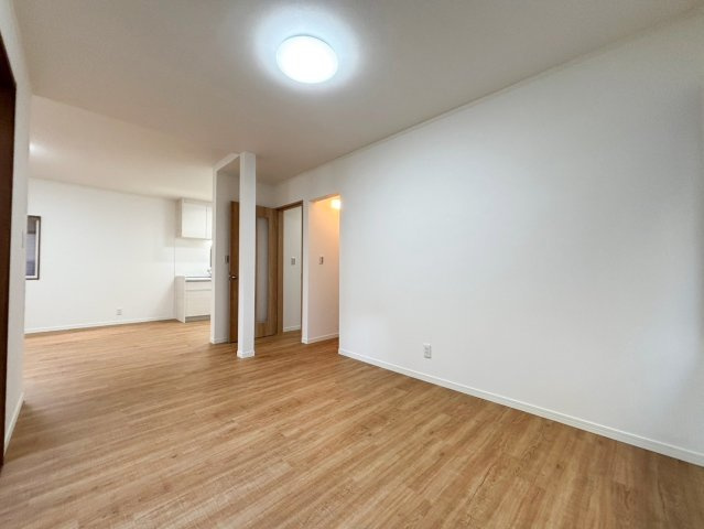 三郷市　早稲田6丁目　中古戸建の居間・リビング|居間です