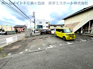 【駐車場】