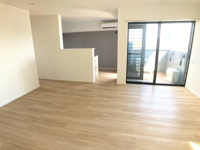 【居間・リビング】 | アリヴィオ北山 | ゆったり過ごせるリビングです