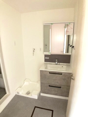 【独立洗面台】 | アリヴィオ北山 | 独立洗面台、朝の身支度には欠かせません