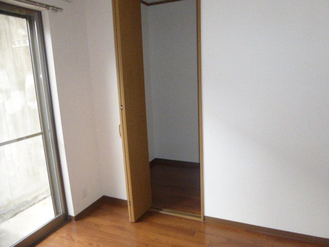 神和町壱番館の収納