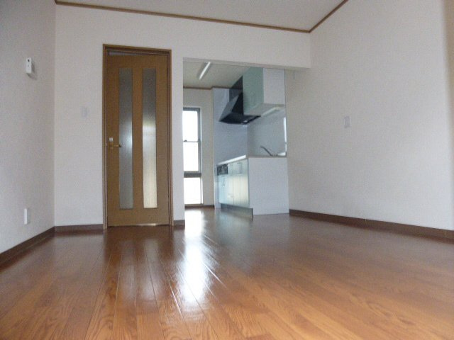 神和町壱番館の居間・リビング