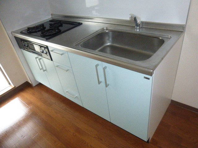 神和町壱番館のキッチン