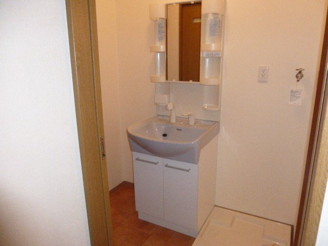 神和町壱番館の洗面所