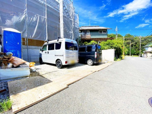 【前面道路含む現地写真】