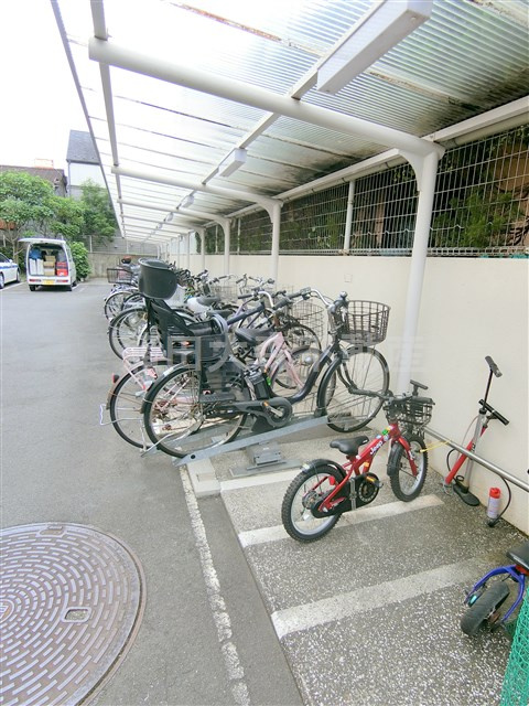 グローリア初穂久が原のその他共用部分|駐輪場