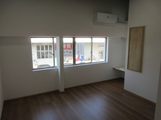 【居間・リビング】