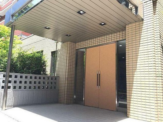 【エントランス】