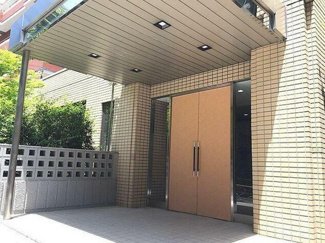 【エントランス】