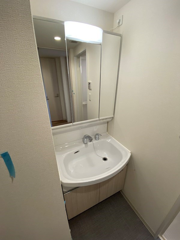 プレサンス兵庫ヴィアーレの洗面所