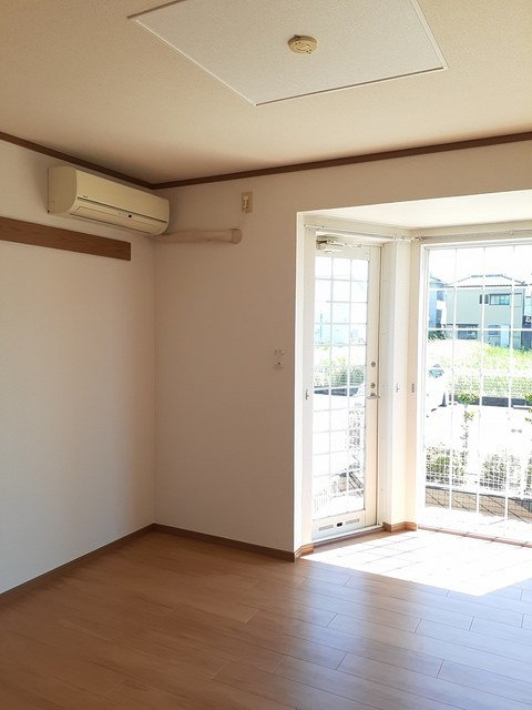 ヴィラシンシア Bのその他