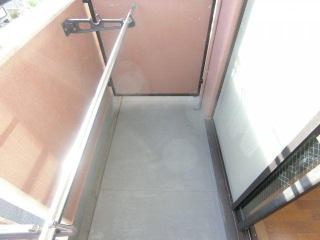 グリンヒルズのバルコニー|同物件別部屋イメージ写真