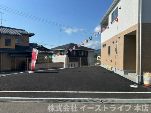 【新築戸建】内郷宮町第4※子育て支援最大80万円※の駐車場|3号棟駐車場写真　3台駐車可能