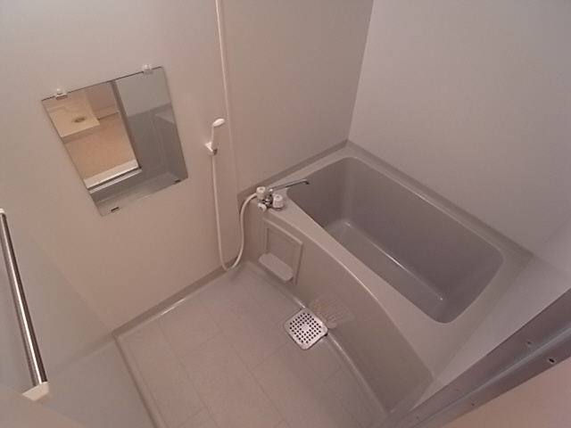 神戸市北区山田町下谷上字芝のアパートの浴室|浴室