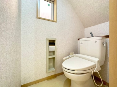 【トイレ】 | 豊中市春日町4丁目貸家