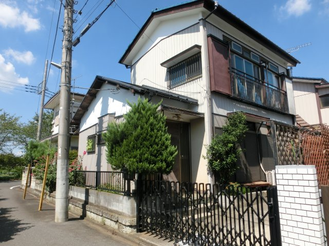 霞ヶ関北6丁目　DIY・ペット可・オール電化　一戸建て貸家の外観