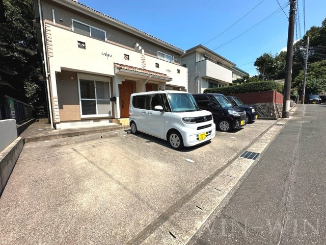 アクアマリンの駐車場