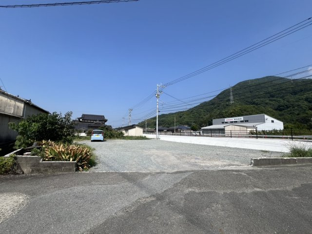 川田東町土地の外観