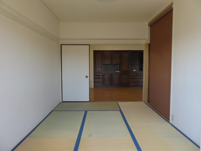 鴨部　鏡川コーポ 　Ａ棟の和室|西側　6.0帖