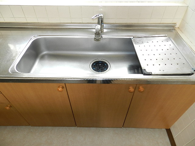 登別市中央町4丁目2-16戸建のキッチン