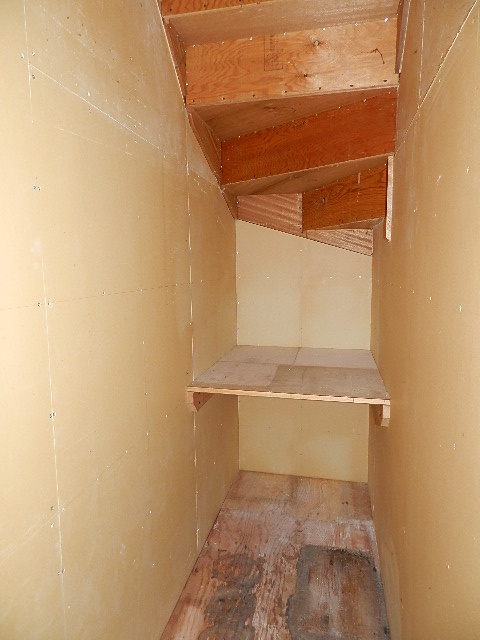 登別市中央町4丁目2-16戸建の収納