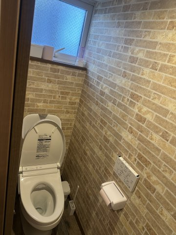 登別市中央町4丁目2-16戸建のトイレ