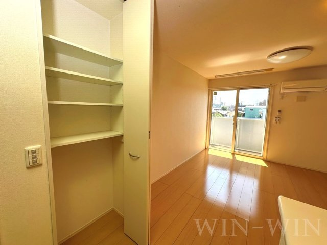 ハイム杉山 A棟の収納